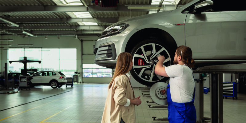 wymiana klocków hamulcowych Volkswagen