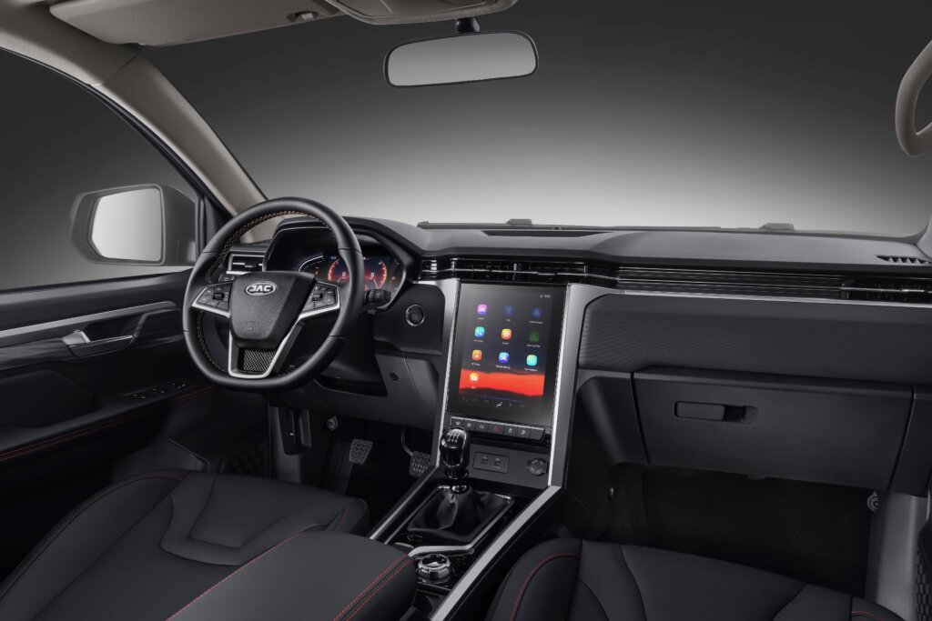 JAC T8 PRO firma budowlana