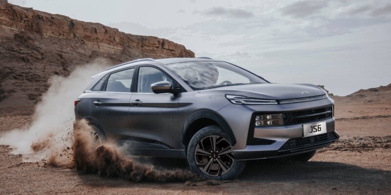 SUV JAC JS6