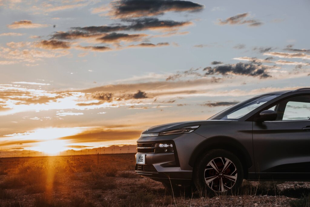 budżetowy JAC JS6