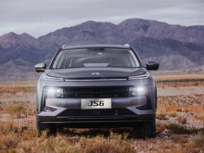 niezawodny SUV JAC JS6