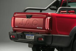 paka JAC T9