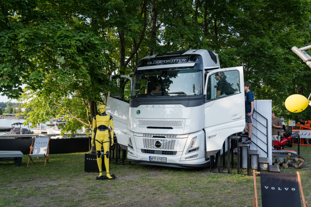 Volvo For Safety 